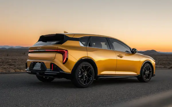 Kia K4
