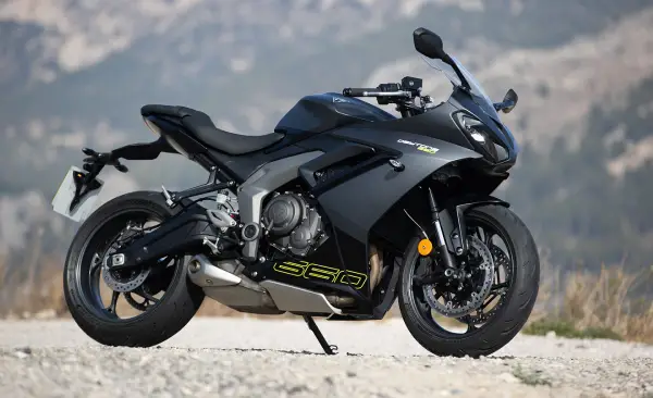 Triumph Daytona 660