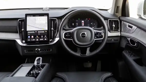 Volvo XC90 T8 Plug-In Hybrid interior
