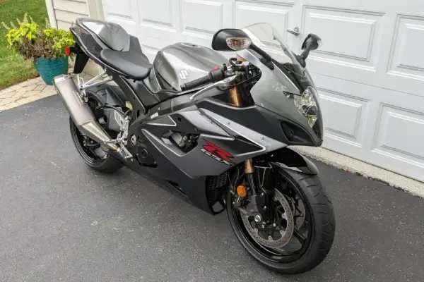 2006 Suzuki GSX-R1000 review