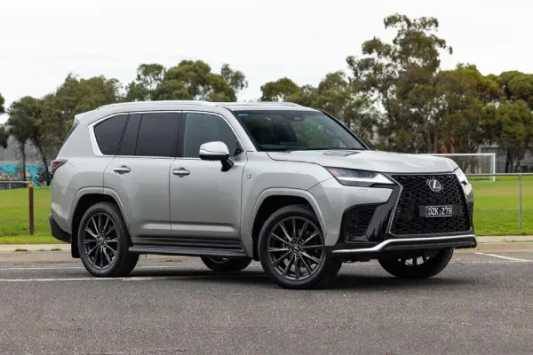 2026 Lexus LX 700h