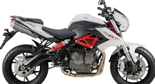 Cheapest Inline-Four Sports Bike In 2026 Review