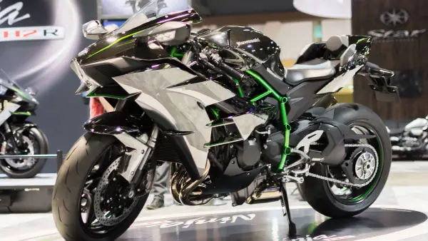 Kawasaki Motorcycle Engine