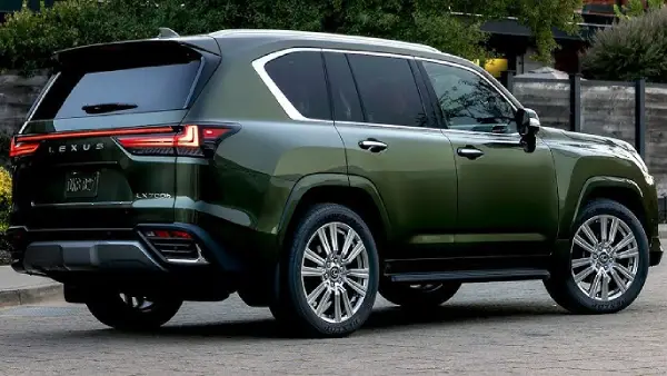Lexus Has Built a Luxury SUV That Mercedes Should Take Seriously